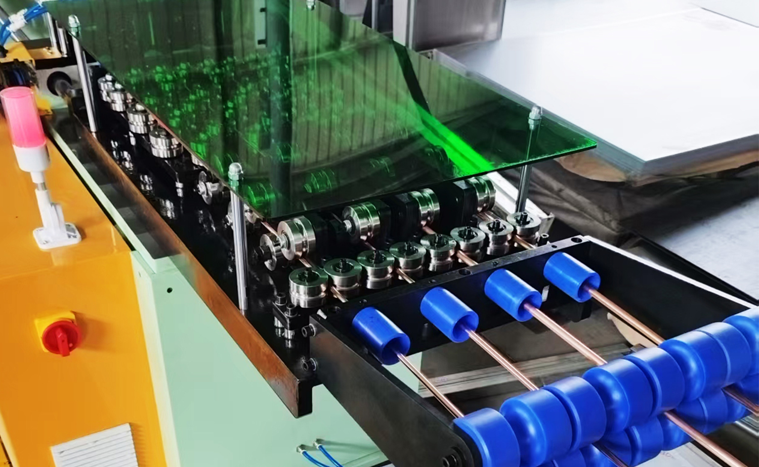 SC-4-1000A Automatyczna maszyna do prostowania rur bez wiórów SC-4-1000A Automatyczna maszyna do prostowania rur bez wiórów